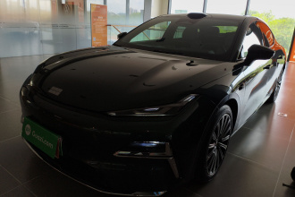 吉利银河 银河星耀8 2025款 130km EM-P 星舰版