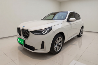 宝马X3 2025款 xDrive25L 豪华套装