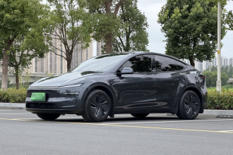 特斯拉 Model Y 2025款 长续航全轮驱动 首发版
