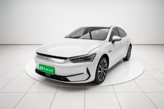 比亚迪 秦PLUS 2024款 荣耀版 EV 420KM领先型