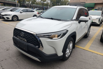 丰田 卡罗拉锐放 2023款 2.0L 先锋版