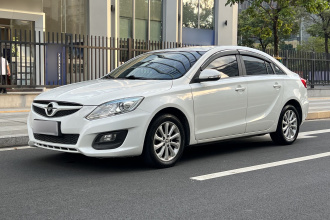 海马M6 2015款 1.5T CVT运动智能型