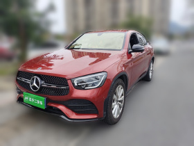 奔驰GLC轿跑 2020款 GLC 260 4MATIC 轿跑SUV