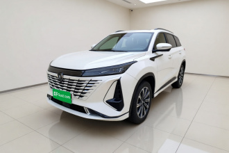 长安CS75 PLUS 2023款 第三代 1.5T 自动尊贵型