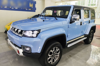 北京越野 北京BJ40 2023款 2.0T 自动四驱城市猎人版侠客型