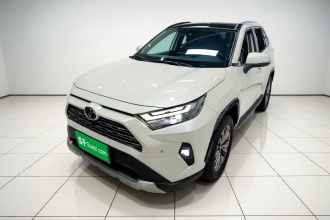 丰田 RAV4荣放 2024款 2.0L CVT两驱风尚Plus版