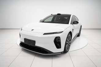 蔚来ET9 2025款 102kWh