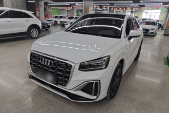 奥迪Q2L 2022款 35 TFSI 进取动感型