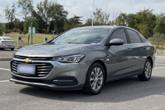 雪佛兰 科鲁泽 2022款 320 自动悦享天窗版