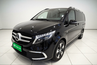 奔驰V级 2022款 V 260 尊贵版