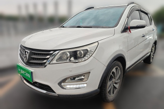 宝骏560 2015款 1.8L 手动豪华型