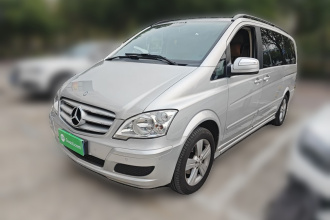 奔驰 唯雅诺 2013款 3.0L 礼遇版