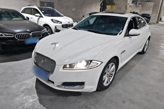 捷豹XF 2015款 XF 2.0T 风华版