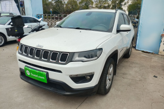 Jeep 指南者 2019款 220T 自动悦享版