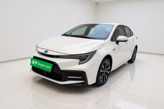 丰田 雷凌 2022款 双擎 1.8H E-CVT运动版