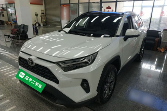 丰田 RAV4荣放 2023款 2.0L CVT两驱风尚Plus版