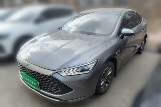 比亚迪 秦PLUS 2024款 荣耀版 DM-i 55KM领先型