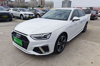 奥迪A4L 2020款 40 TFSI quattro 豪华动感型