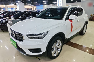 沃尔沃XC40 2021款 T4 四驱智行时尚版