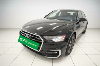 奥迪A6L 2025款 45 TFSI quattro 臻选动感型