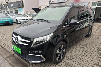 奔驰V级 2021款 V 260 L 长轴距尊贵版