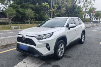 丰田 RAV4荣放 2021款 2.0L CVT两驱都市版