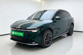 极氪7X 2025款 75kWh 后驱智驾版