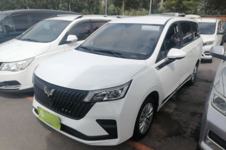 五菱汽车 五菱佳辰 2022款 1.5L 手动乐享精英型