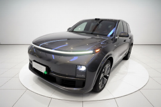 理想汽车 理想L8 2025款 Ultra 智能焕新版