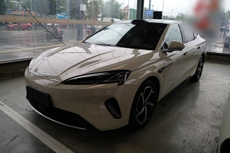 比亚迪 海豹07 DM-i 2026款 DM-i 1.5T 230km 旗舰型