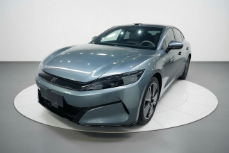 比亚迪 汉L 2025款 DM-i 200KM激光雷达旗舰型