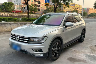 大众 途观L 2019款 330TSI 自动两驱全景舒适版 国VI