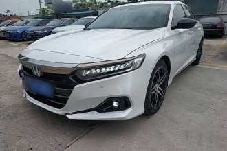 本田 雅阁 2022款 锐·混动 2.0L 幻夜·锐智版