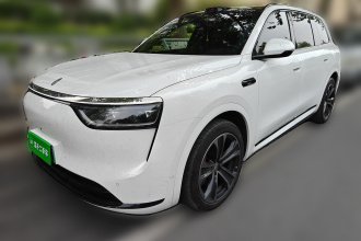 鸿蒙智行 问界M8 2025款 增程 Max+版 53.4kWh 6座版 (192线激光雷达）