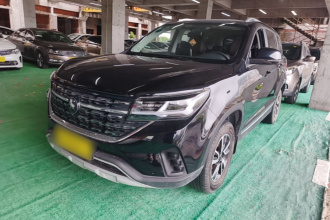 东风风行 风行T5 2022款 盛世款 1.5T 自动逐梦版五座