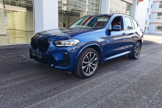 宝马X3 2022款 改款二 xDrive30i 领先型 M曜夜套装