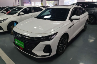 奇瑞 艾瑞泽8 2023款 高能版 2.0T DCT劲