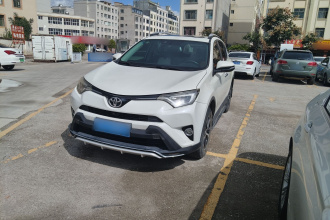 丰田 RAV4荣放 2016款 2.0L CVT四驱新锐版 国V