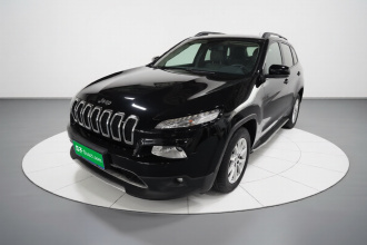 Jeep 自由光 2017款 2.0L 优越版