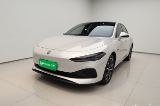 荣威D7 2025款 DMH 125km 世界冠军版