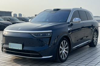 鸿蒙智行 问界M8 2025款 增程 Ultra版 53.4kWh 6座版 (192线激光雷达）