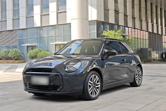 电动MINI COOPER 2024款 456km COOPER E 经典派