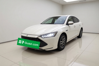比亚迪 秦PLUS 2021款 DM-i 120KM 尊贵型