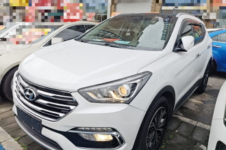 现代 胜达 2017款 2.0T 自动四驱智能型 7座