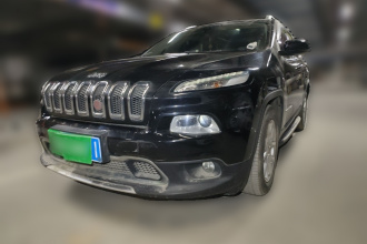 Jeep 自由光 2017款 2.0L 优越版