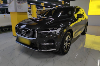 沃尔沃XC60 2022款 B5 四驱智逸豪华版