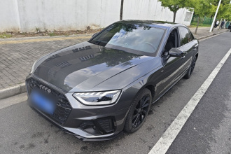 奥迪A4L 2023款 40 TFSI 豪华动感型