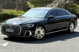 奥迪A8 2024款 A8L 50 TFSI quattro 臻选型