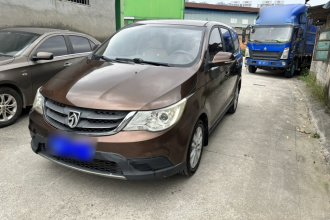 宝骏730 2014款 1.5L 手动标准型 7座