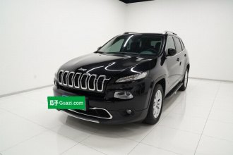 Jeep 自由光 2017款 2.4L 领先智能版